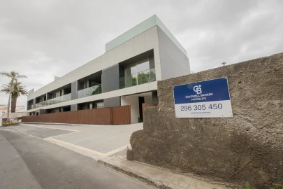 Apartamento T4 para Venda em Ponta Delgada (São José)