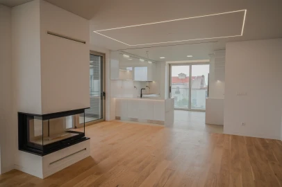 Apartamento T4 para Venda em Ponta Delgada (São José)
