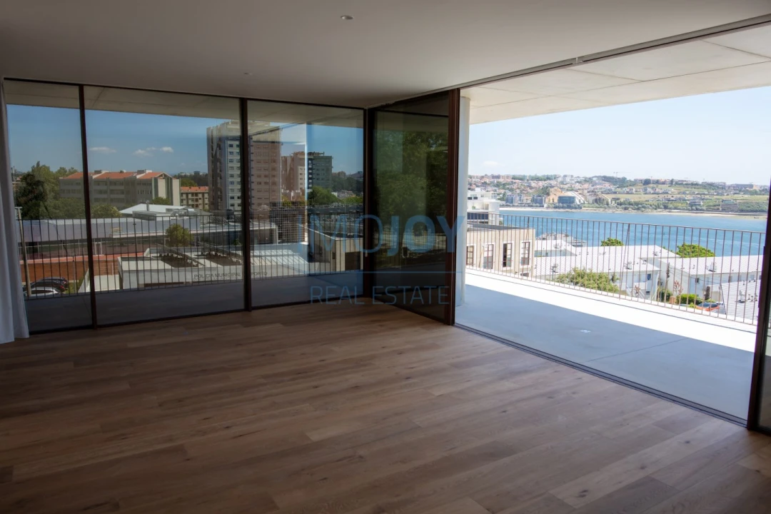 Apartamento T2 para Venda em Aldoar, Foz do Douro e Nevogilde Foto 4