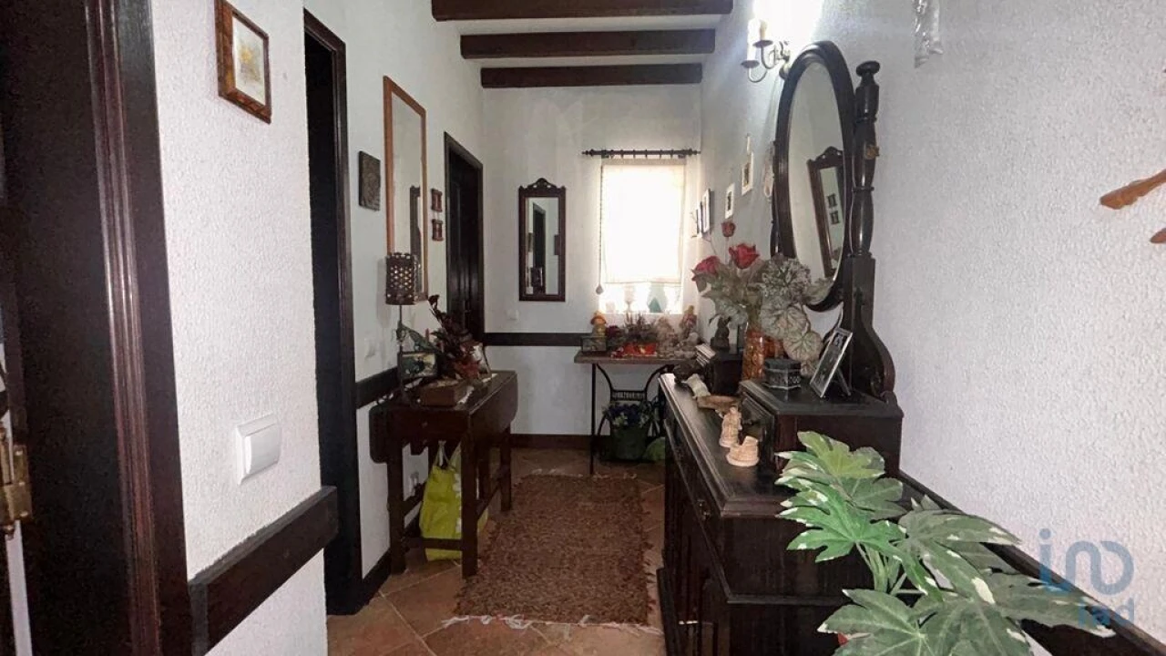 Moradia T5 para Venda em Abrã Foto 11