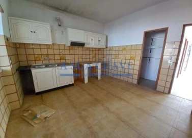Moradia T2 para Venda em São Francisco