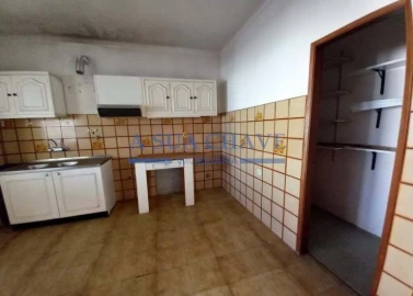 Moradia T2 para Venda em São Francisco