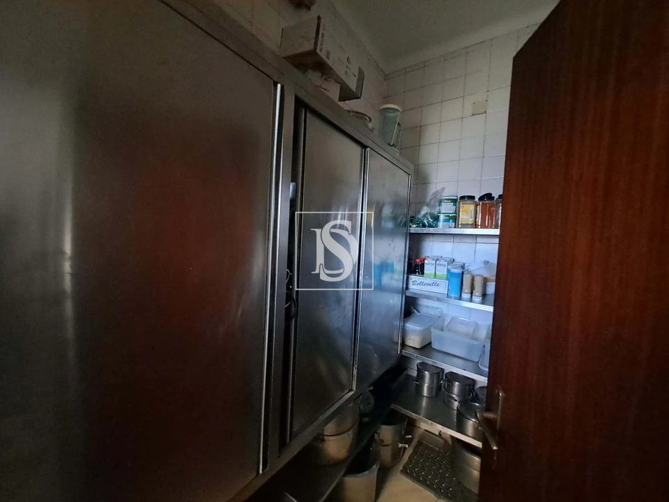 Negócio para Venda em Palhais e Coina Foto 22