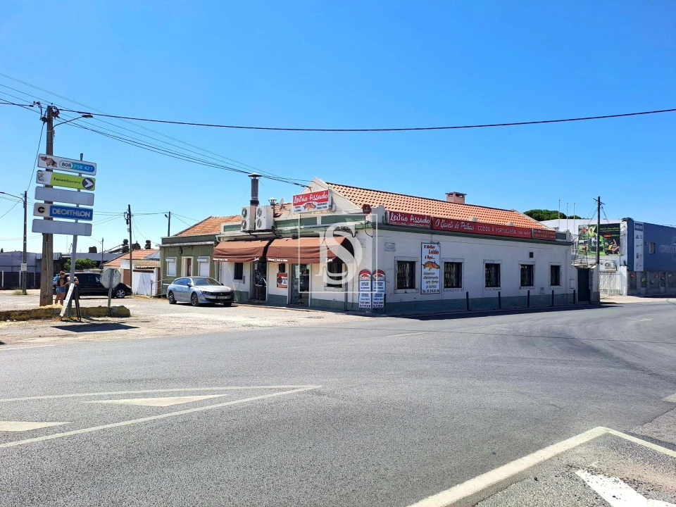 Negócio para Venda em Palhais e Coina Foto 1