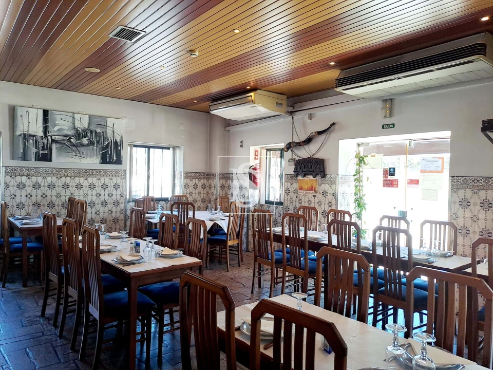 Negócio para Venda em Palhais e Coina Foto 28