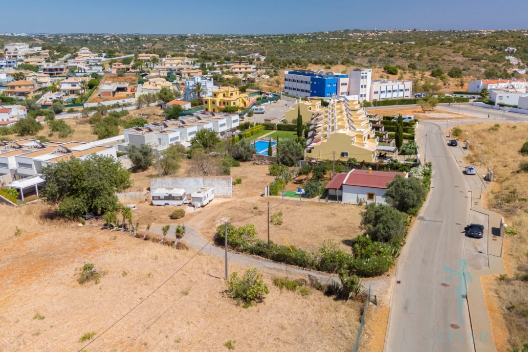 Terreno para Venda em Estômbar e Parchal Foto 14