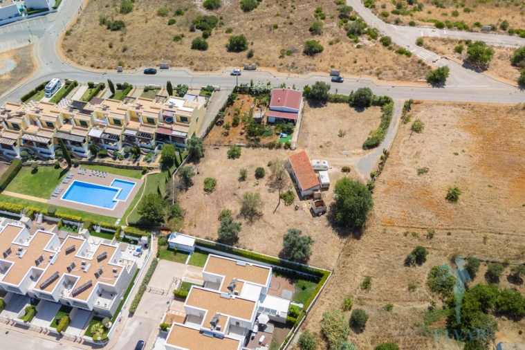 Terreno para Venda em Estômbar e Parchal Foto 6