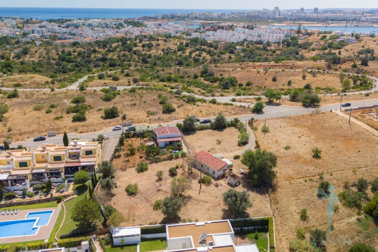 Terreno para Venda em Estômbar e Parchal Foto 12