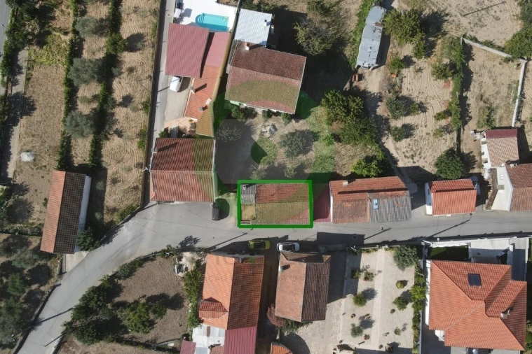 Moradia T0 para Venda em Rebordelo Foto 5