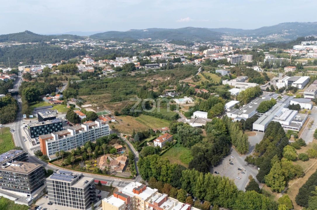 Apartamento T1 para Venda em Azurem Foto 25