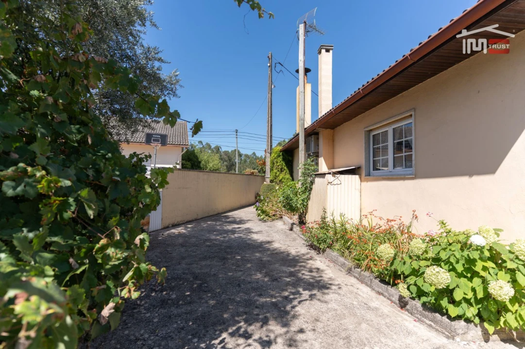 Moradia T3 para Venda em São Mamede Foto 29