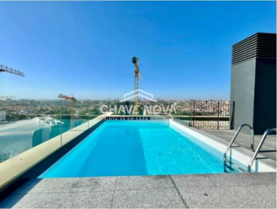 Apartamento T1 para Arrendamento em Arcozelo Foto 6