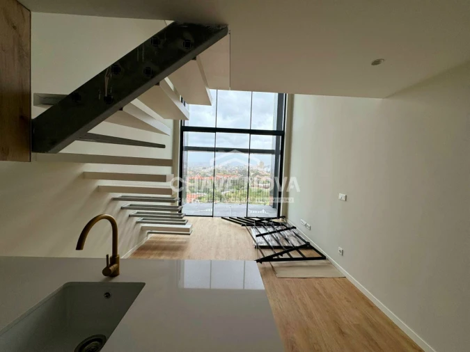 Apartamento T1 para Arrendamento em Arcozelo Foto 10