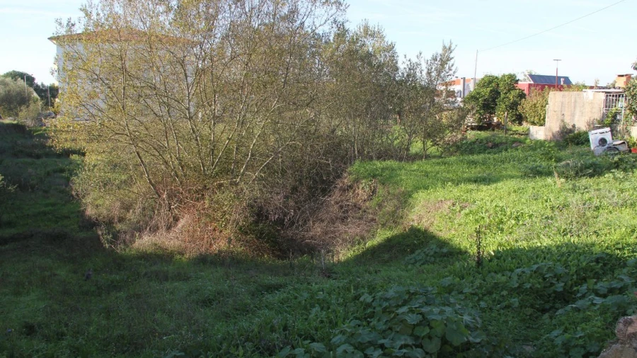 Armazém para Venda em Granja do Ulmeiro