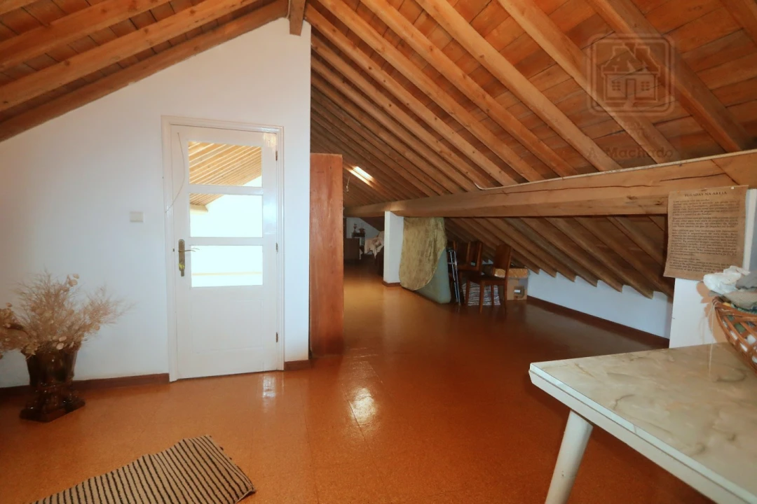 Moradia T4 para Venda em Santa Barbara Foto 60