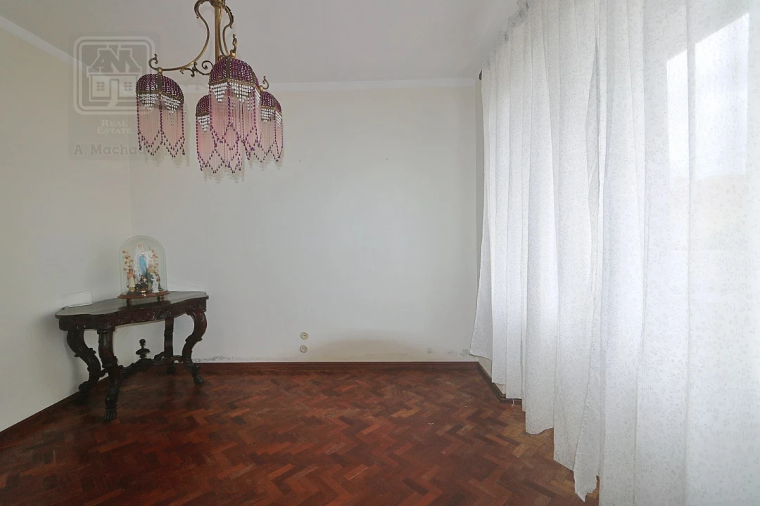 Moradia T4 para Venda em Santa Barbara Foto 11