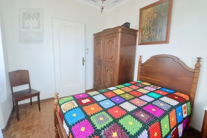 Moradia T4 para Venda em Santa Barbara