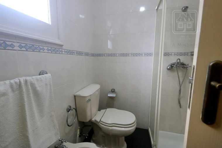 Moradia T4 para Venda em Santa Barbara Foto 52