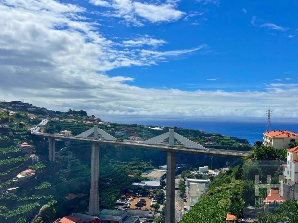 Moradia T3 para Venda em Camara de Lobos Foto 9