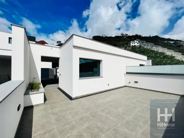 Moradia T3 para Venda em Camara de Lobos