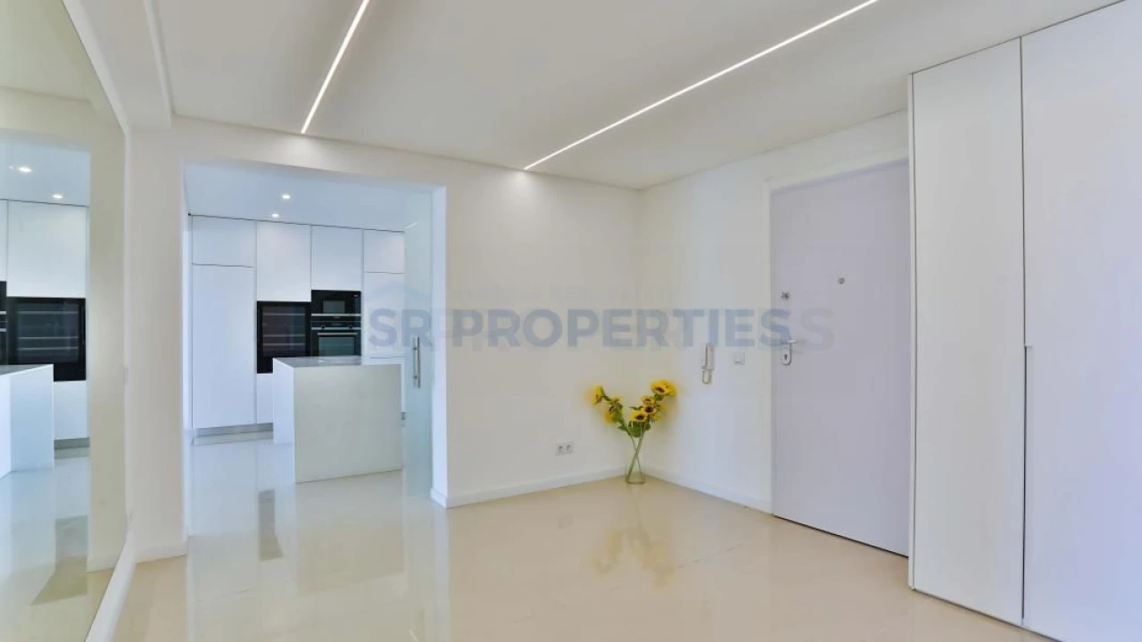 Apartamento T1 para Venda em Quarteira Foto 11