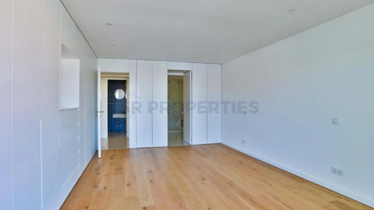 Apartamento T1 para Venda em Quarteira Foto 40