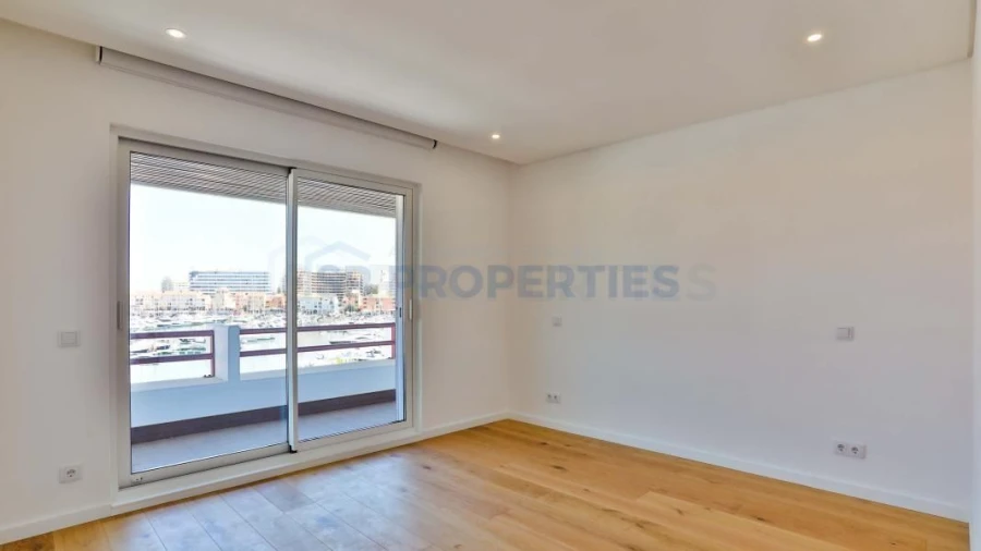 Apartamento T1 para Venda em Quarteira Foto 14
