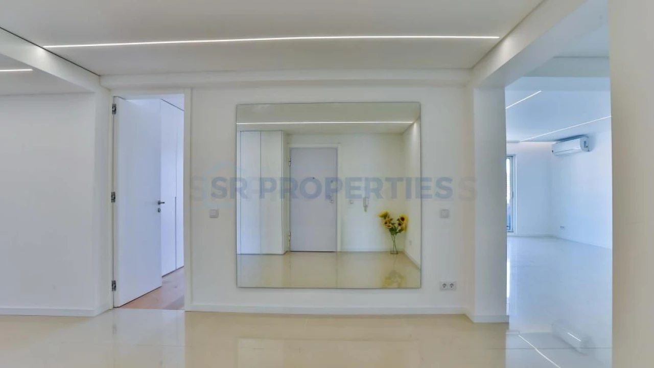 Apartamento T1 para Venda em Quarteira Foto 4