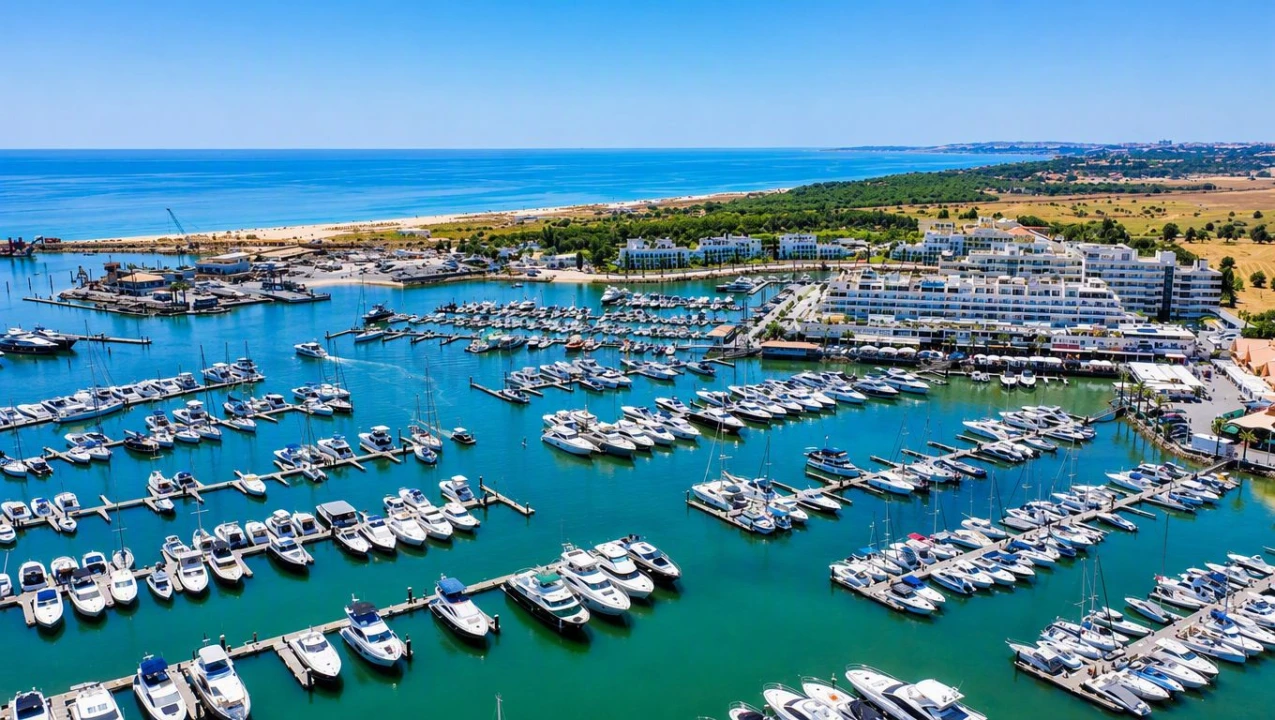 Apartamento T1 para Venda em Quarteira Foto 55