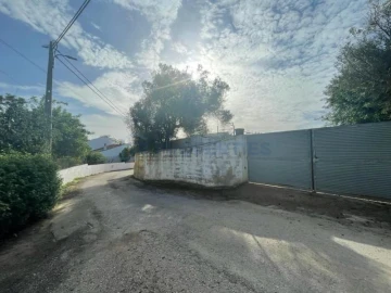 Terreno para Venda em Boliqueime