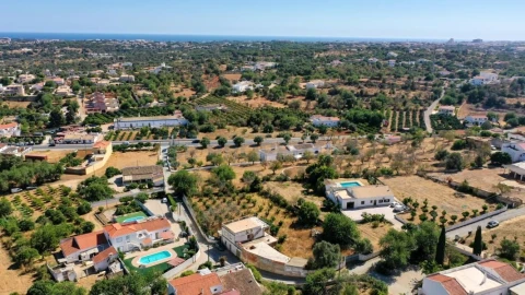 Terreno para Venda em Boliqueime