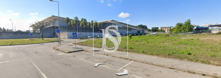Terreno para Venda em Santa Maria da Feira, Travanca, Sanfins e Espargo