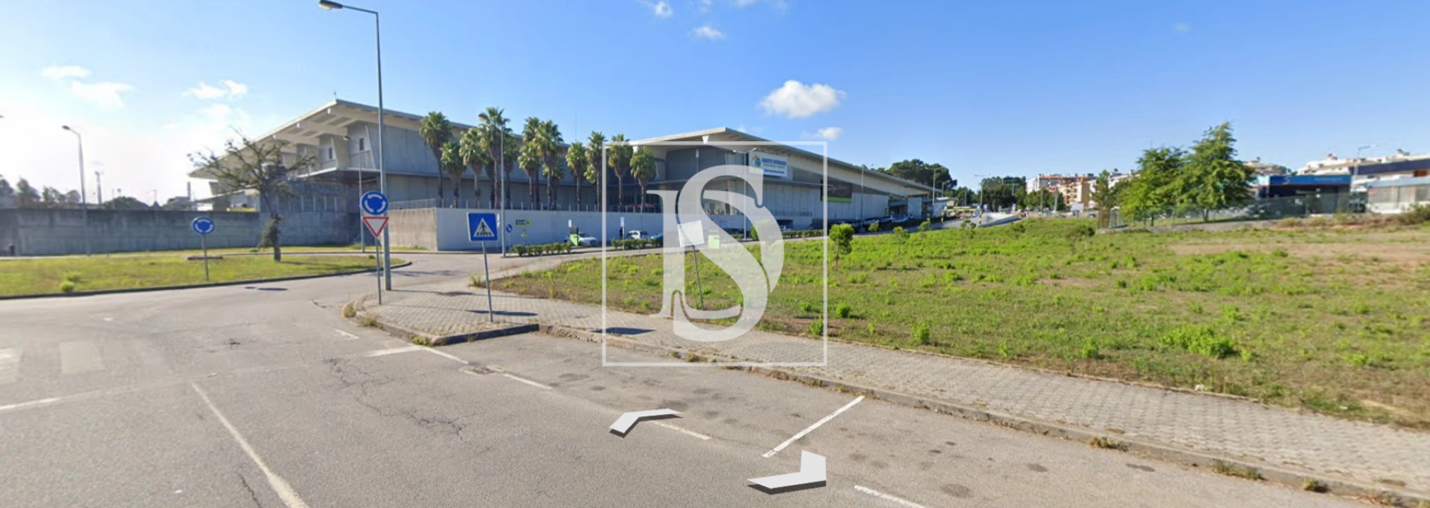 Terreno para Venda em Santa Maria da Feira, Travanca, Sanfins e Espargo Foto 1