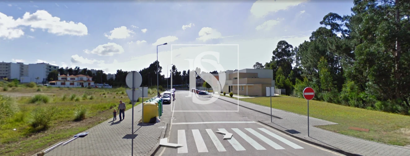 Terreno para Venda em Santa Maria da Feira, Travanca, Sanfins e Espargo Foto 4
