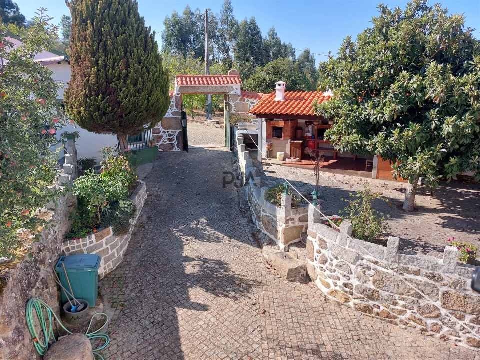 Moradia T5 para Venda em Castelo de Penalva Foto 12