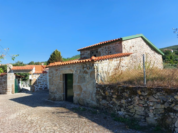 Moradia T5 para Venda em Castelo de Penalva Foto 14