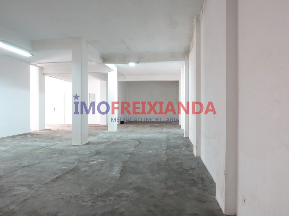 Armazém para Arrendamento em Nossa Senhora da Piedade Foto 2