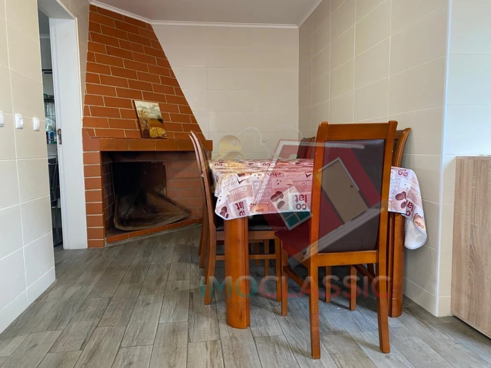 Moradia T4 para Venda em Pinhal Novo Foto 3