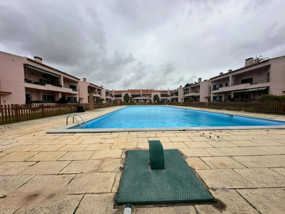 Apartamento T3 para Venda em Quinta do Anjo Foto 8