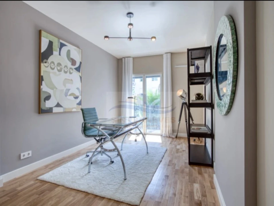 Apartamento T3 para Venda em Avenidas Novas Foto 8