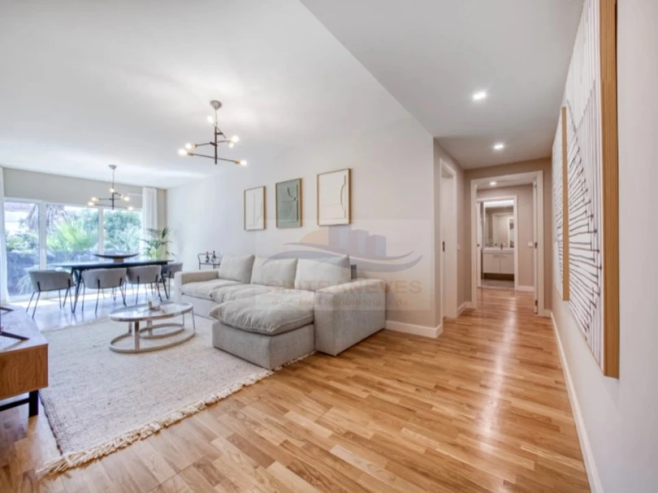 Apartamento T3 para Venda em Avenidas Novas Foto 2