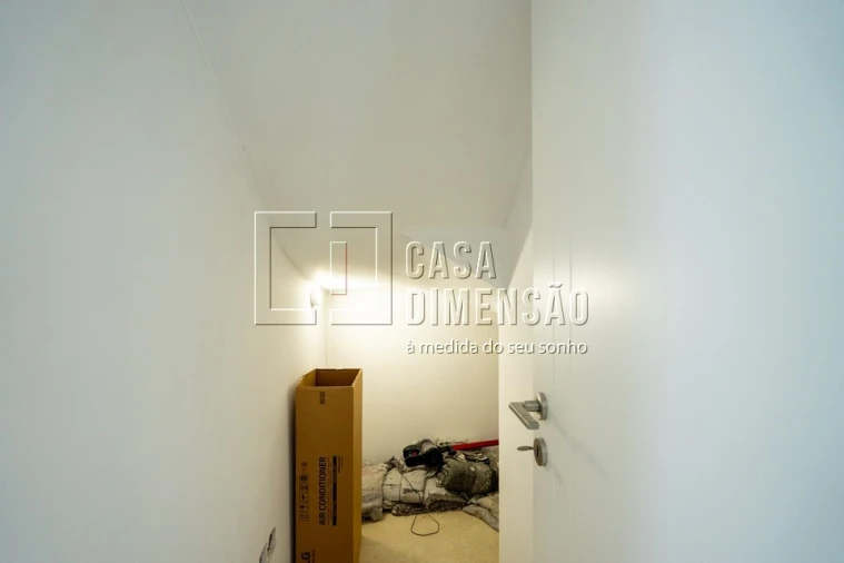Moradia T4 para Venda em Charneca de Caparica e Sobreda Foto 15