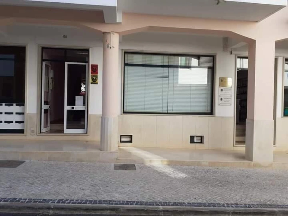 Loja para Arrendamento em Ferreira do Zezere Foto 2