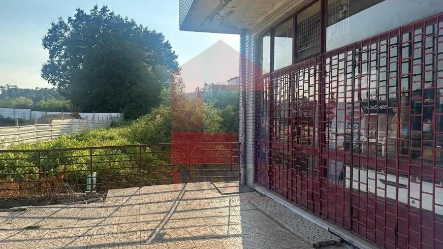 Loja para Venda em Vila Verde e Barbudo