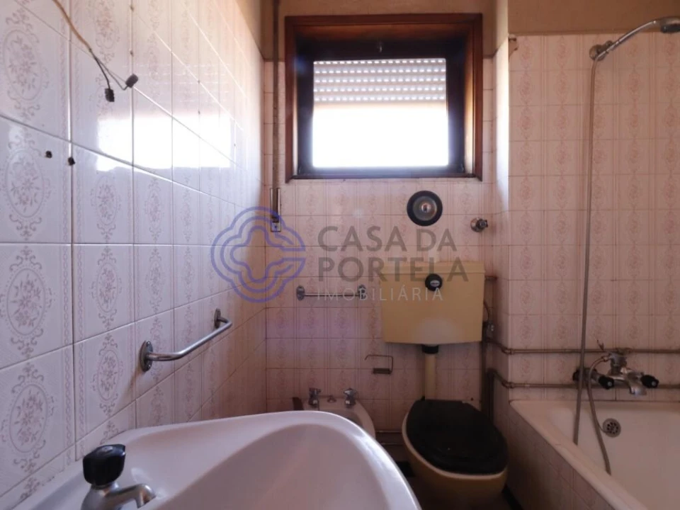 Prédio para Venda em Espinho Foto 9