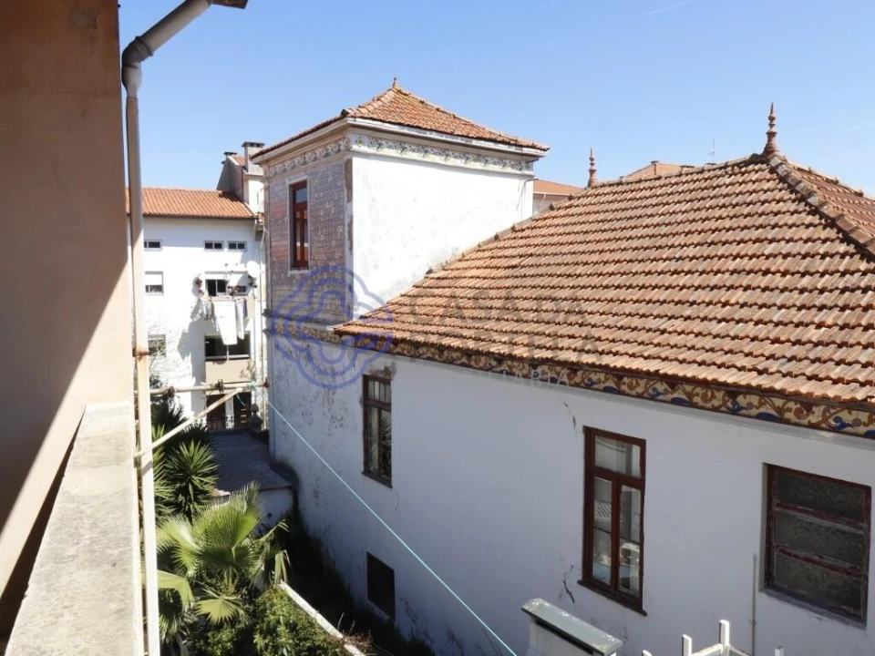 Prédio para Venda em Espinho Foto 1