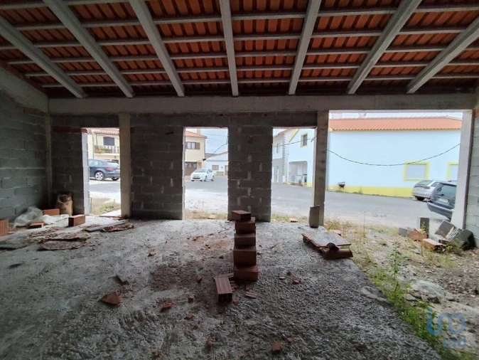 Moradia T3 para Venda em Lamas e Cercal Foto 5