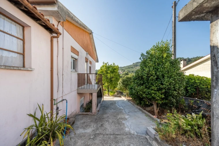 Moradia T6 para Venda em Ferreiros, Prozelo e Besteiros Foto 15