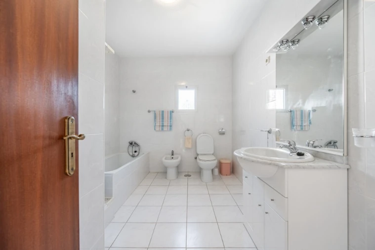 Moradia T6 para Venda em Ferreiros, Prozelo e Besteiros Foto 5