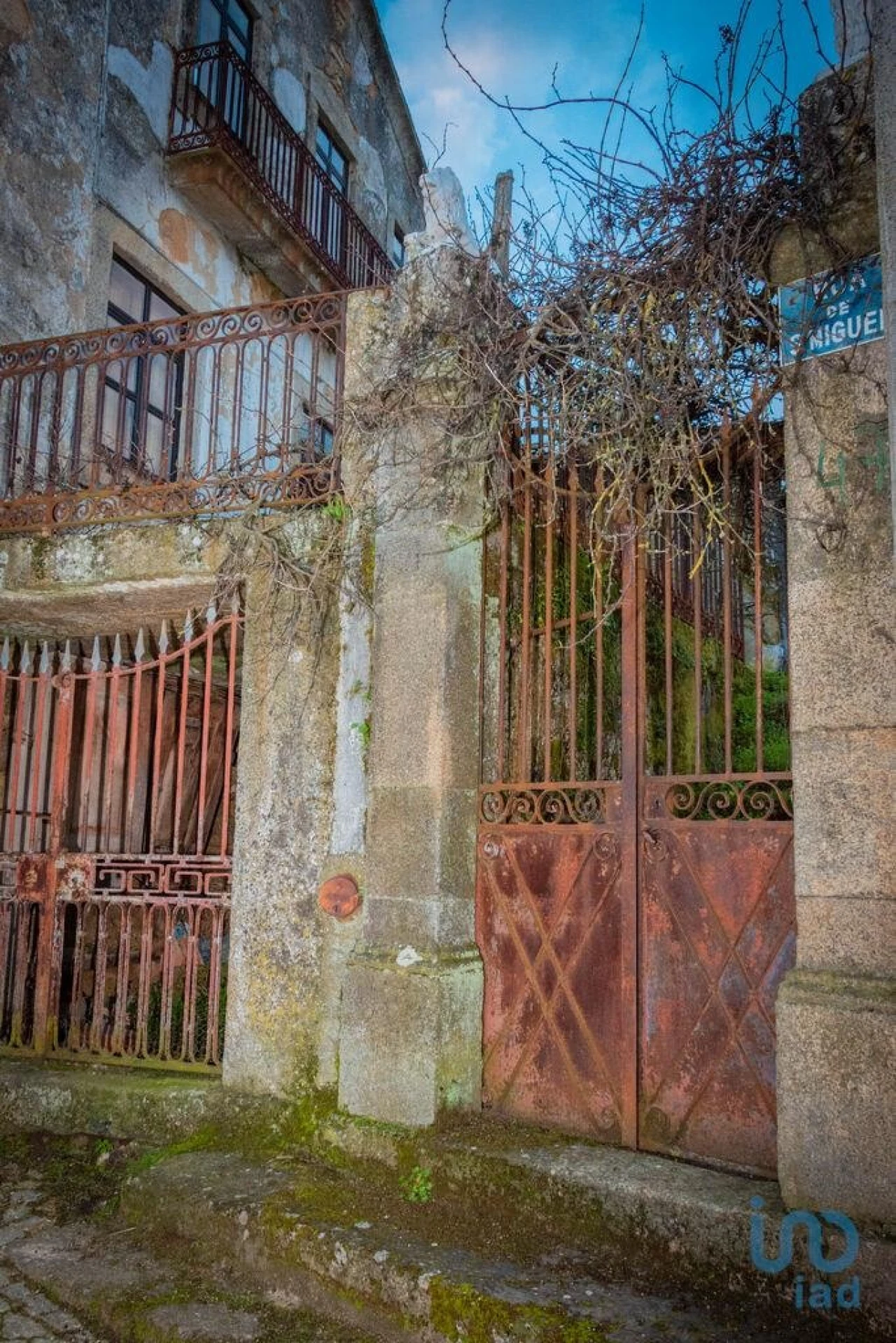 Prédio para Venda em Longa Foto 5